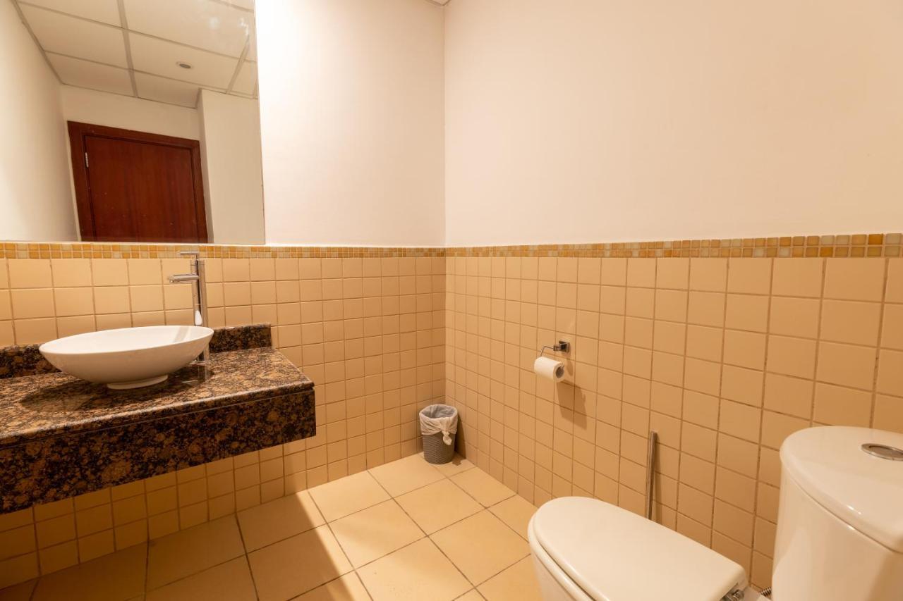Hostel Travel Hub Premium Dubaj Zewnętrze zdjęcie