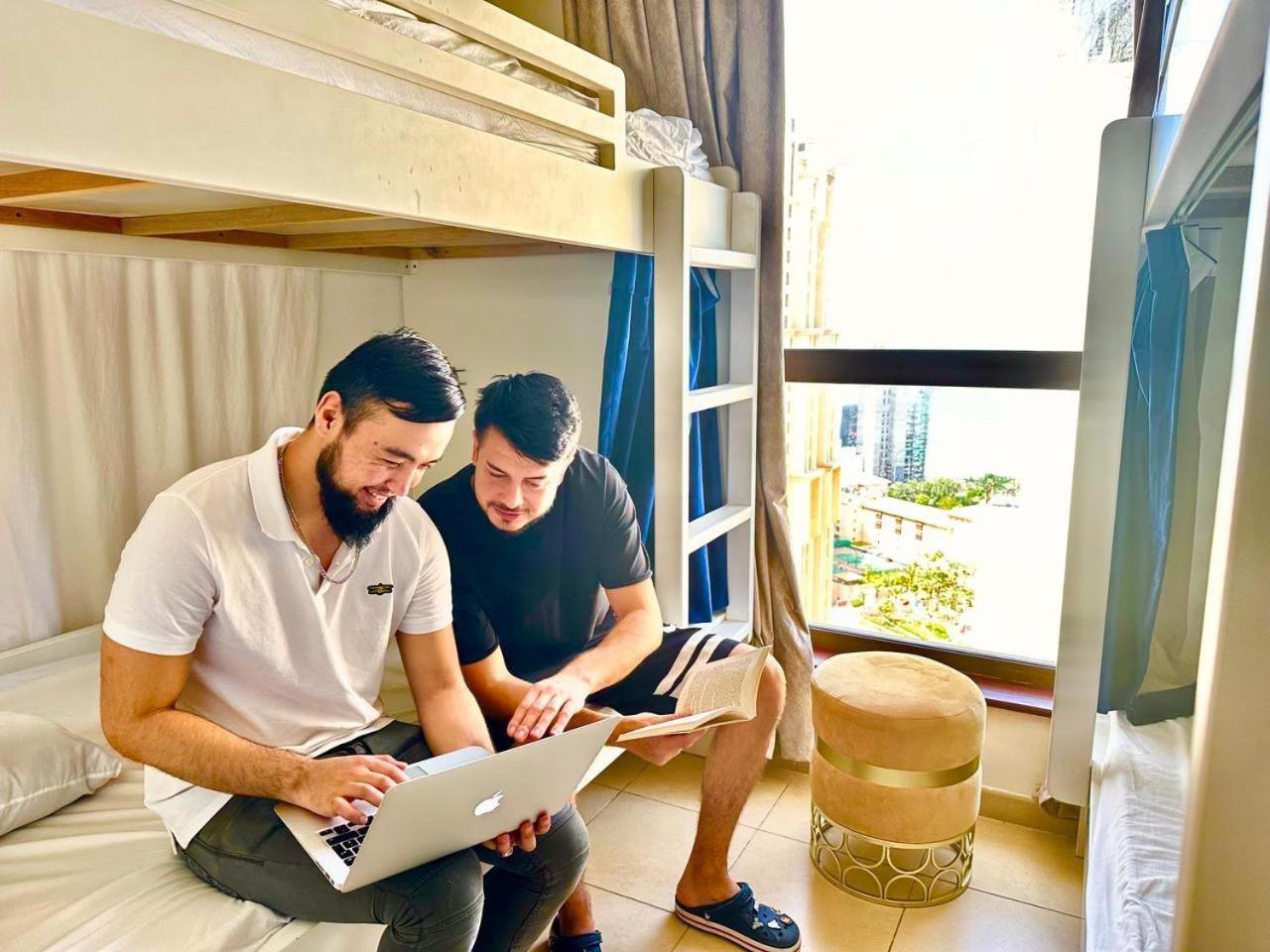 Hostel Travel Hub Premium Dubaj Zewnętrze zdjęcie